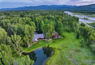 RR Lodge in Ely Springs